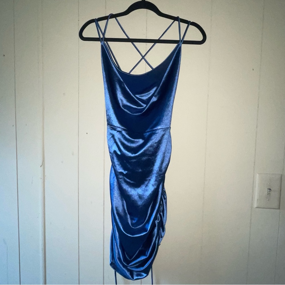 Windsor Blue Cowl Neck Ruched Side Criss-Cross Tie Back Mini Dress Size Medium